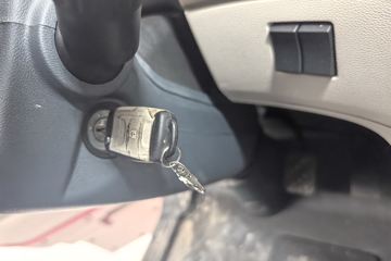 �������� ����H5 ������ 7.7L LNG 320���� 4X2 ��ʿ��8�� 9.7����ʽ�ػ���ͼƬ