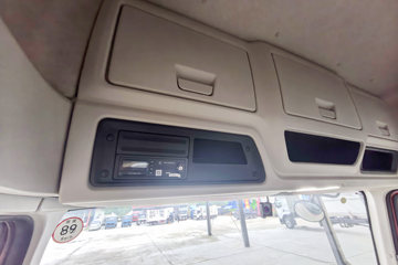 �������� ����H5 ������ 7.7L LNG 320���� 4X2 ��ʿ��8�� 9.7����ʽ�ػ���ͼƬ