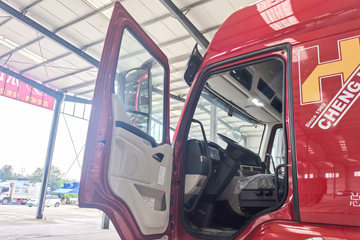 �������� ����H5 ������ 7.7L LNG 320���� 4X2 ��ʿ��8�� 9.7����ʽ�ػ���ͼƬ