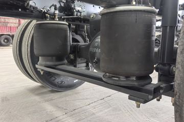 �������� ����H5 ������ 7.7L LNG 320���� 4X2 ��ʿ��8�� 9.7����ʽ�ػ���ͼƬ