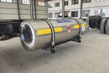 �������� ����H5 ������ 7.7L LNG 320���� 4X2 ��ʿ��8�� 9.7����ʽ�ػ���ͼƬ