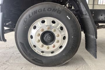 �������� ����H5 ������ 7.7L LNG 320���� 4X2 ��ʿ��8�� 9.7����ʽ�ػ���ͼƬ