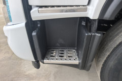 东风柳汽乘龙H5 4X2 气刹 9.7米排半纯电动厢式载货车 宁德时代310.66kWh 东风柳汽乘龙H5 4X2 气刹 9.7米排半纯电动厢式载货车 宁德时代310.66kWh