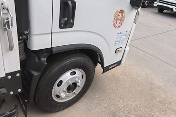 Ծ�� ��ԽC300 142���� 3.7�׵��������ῨͼƬ