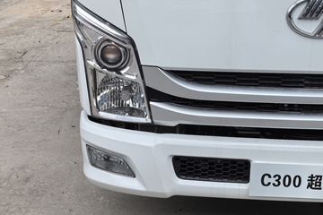 Ծ�� ��ԽC300 142���� 3.7�׵��������ῨͼƬ