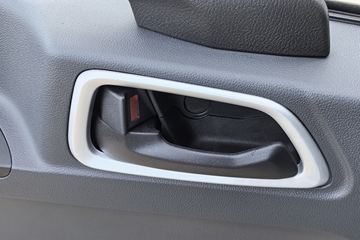 Ծ�� ��ԽC300 142���� 3.7�׵��������ῨͼƬ