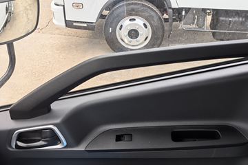 Ծ�� ��ԽC300 142���� 3.7�׵��������ῨͼƬ