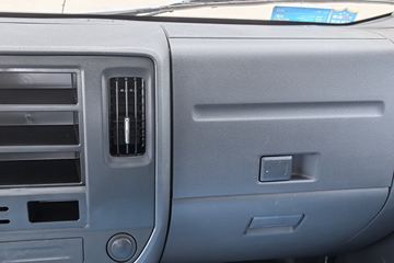 Ծ�� ��ԽC300 142���� 3.7�׵��������ῨͼƬ