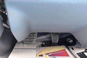 Ծ�� ��ԽC300 142���� 3.7�׵��������ῨͼƬ