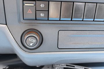 Ծ�� ��ԽC300 142���� 3.7�׵��������ῨͼƬ