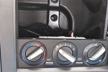 Ծ�� ��ԽC300 142���� 3.7�׵��������ῨͼƬ