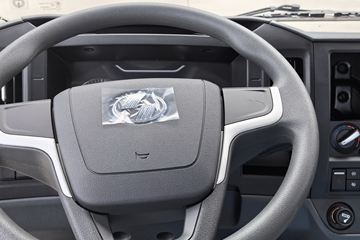 Ծ�� ��ԽC300 142���� 3.7�׵��������ῨͼƬ