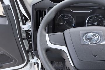 Ծ�� ��ԽC300 142���� 3.7�׵��������ῨͼƬ