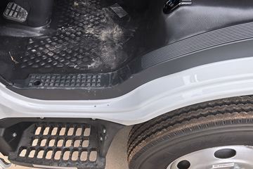 Ծ�� ��ԽC300 142���� 3.7�׵��������ῨͼƬ