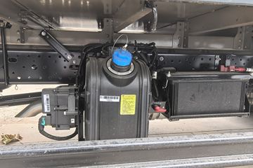 Ծ�� ��ԽC300 142���� 3.7�׵��������ῨͼƬ