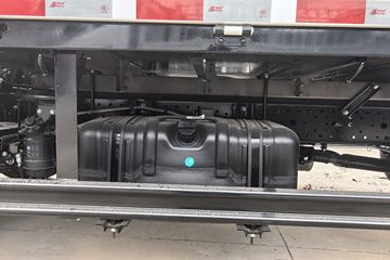 Ծ�� ��ԽC300 142���� 3.7�׵��������ῨͼƬ