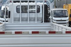 跃进 超越C300 142马力 3.7米单排栏板轻卡