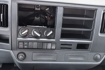 Ծ�� ��ԽC300 142���� 3.15��˫�������ῨͼƬ