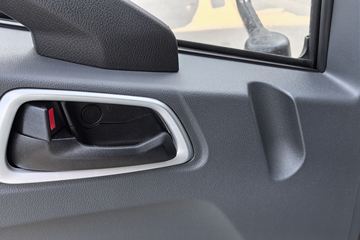 Ծ�� ��ԽC300 142���� 3.15��˫�������ῨͼƬ