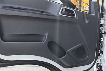 Ծ�� ��ԽC300 142���� 3.15��˫�������ῨͼƬ