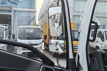 Ծ�� ��ԽC300 142���� 3.15��˫�������ῨͼƬ