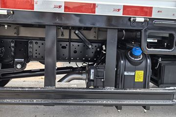 Ծ�� ��ԽC300 142���� 3.15��˫�������ῨͼƬ