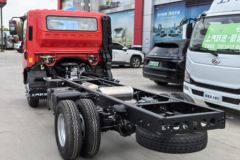 上汽跃进超越C300福利优惠进行中！