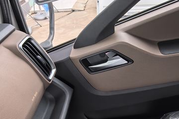 Ծ�� ��ԽH500 180���� 4.2�׵��Ų�դʽ�ῨͼƬ