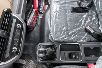 Ծ�� ��ԽH500 180���� 4.2�׵��Ų�դʽ�ῨͼƬ