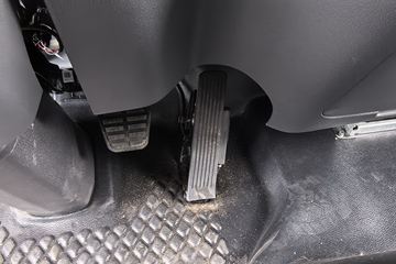 Ծ�� ��ԽH500 180���� 4.2�׵��Ų�դʽ�ῨͼƬ