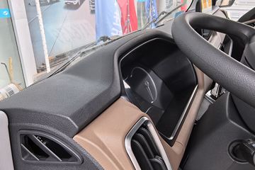 Ծ�� ��ԽH500 180���� 4.2�׵��Ų�դʽ�ῨͼƬ