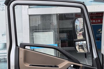 Ծ�� ��ԽH500 180���� 4.2�׵��Ų�դʽ�ῨͼƬ