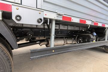 Ծ�� ��ԽH500 180���� 4.2�׵��Ų�դʽ�ῨͼƬ