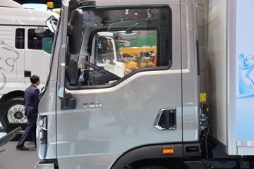 ����HOWO����PRO 170���� 4X2 AMT�Զ��� ��س�ͼƬ