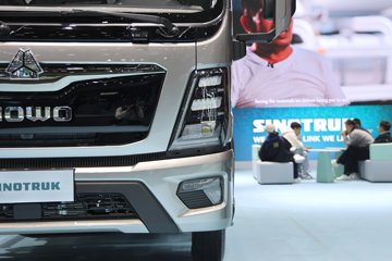 ����HOWO����PRO 170���� 4X2 AMT�Զ��� ��س�ͼƬ