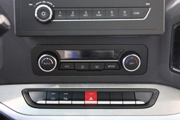 ����HOWO����PRO 170���� 4X2 AMT�Զ��� ��س�ͼƬ