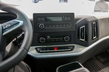 ����HOWO����PRO 170���� 4X2 AMT�Զ��� ��س�ͼƬ