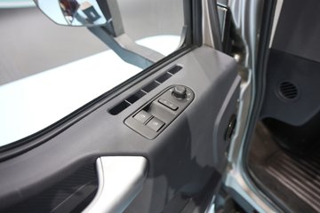 ����HOWO����PRO 170���� 4X2 AMT�Զ��� ��س�ͼƬ