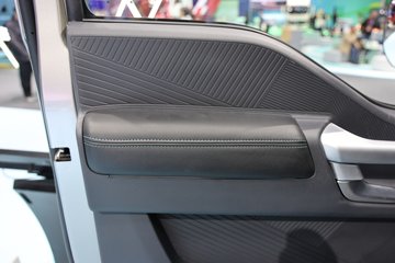 ����HOWO����PRO 170���� 4X2 AMT�Զ��� ��س�ͼƬ