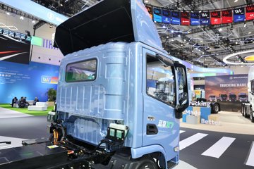 ���桤��X7 ���� ��ɲ 4.18�׵��Ŵ��綯��դʽ�Ῠ ����200.3kWhͼƬ