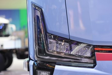 ���桤��X7 ���� ��ɲ 4.18�׵��Ŵ��綯��դʽ�Ῠ ����200.3kWhͼƬ