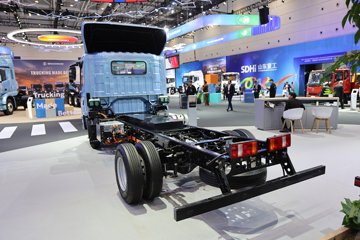 蓝擎·悦X7 电动载货车外观图片