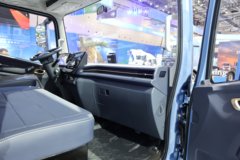 蓝擎·悦X7 宽体 气刹 4.18米单排纯电动仓栅式轻卡 弗迪200.3kWh 蓝擎·悦X7 宽体 气刹 4.18米单排纯电动仓栅式轻卡 弗迪200.3kWh