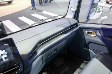 ���桤��X7 ���� ��ɲ 4.18�׵��Ŵ��綯��դʽ�Ῠ ����200.3kWhͼƬ