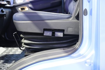 ���桤��X7 ���� ��ɲ 4.18�׵��Ŵ��綯��դʽ�Ῠ ����200.3kWhͼƬ