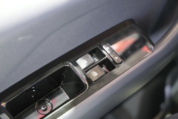 ���桤��X7 ���� ��ɲ 4.18�׵��Ŵ��綯��դʽ�Ῠ ����200.3kWhͼƬ
