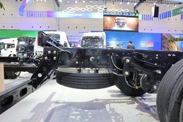���桤��X7 ���� ��ɲ 4.18�׵��Ŵ��綯��դʽ�Ῠ ����200.3kWhͼƬ