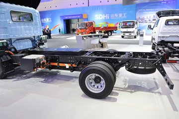 ���桤��X7 ���� ��ɲ 4.18�׵��Ŵ��綯��դʽ�Ῠ ����200.3kWhͼƬ