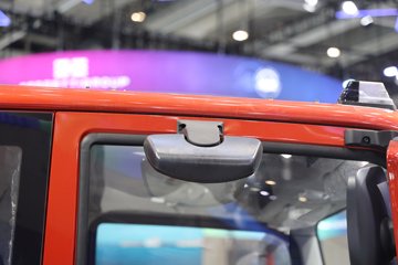 ���桤��X7 4.1L���� 200���� ��ʿ��8�� 5.8���Ű������ῨͼƬ