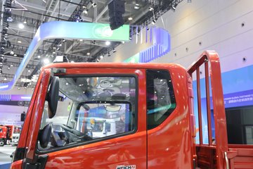 ���桤��X7 4.1L���� 200���� ��ʿ��8�� 5.8���Ű������ῨͼƬ